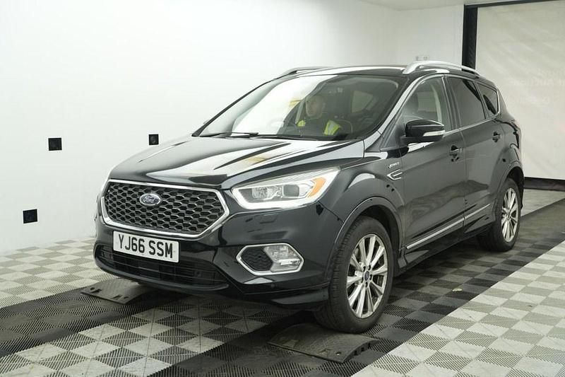 Used Ford Kuga Vignale 180 HP (132 kW) 2017 Black SUV