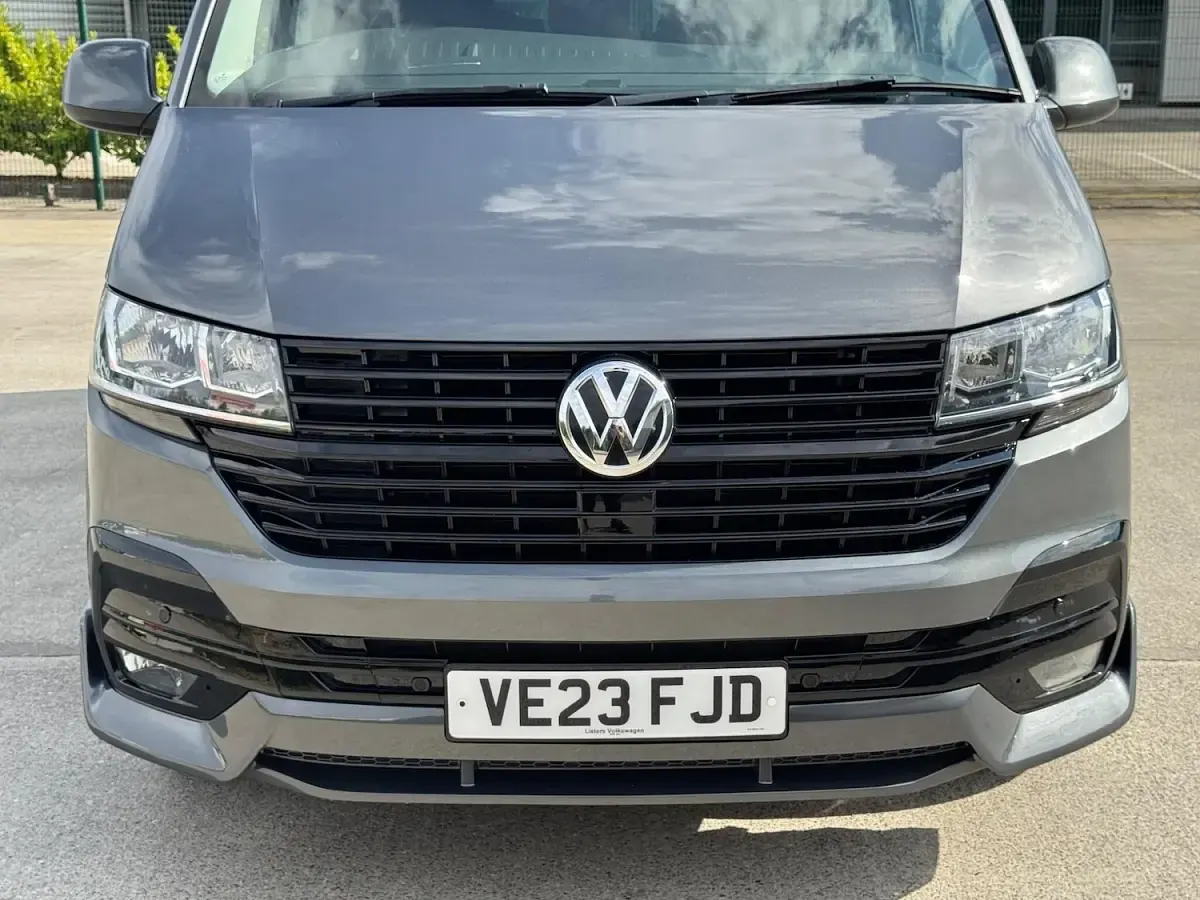Used VW T6.1 Highline 201 HP (147 kW) 2023 Grey Van