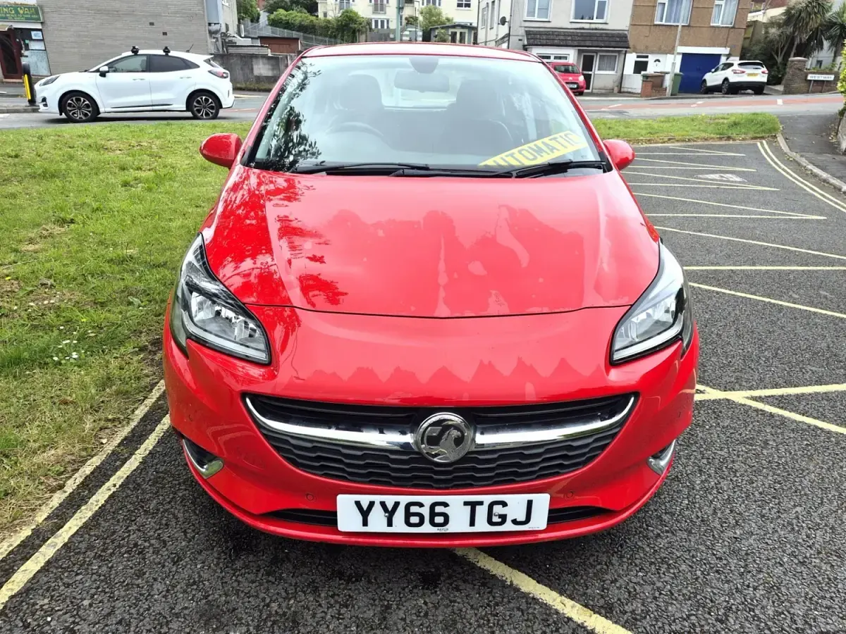 Usado Vauxhall Corsa 90 CV (66 kW) 2016 Rojo Utilitario