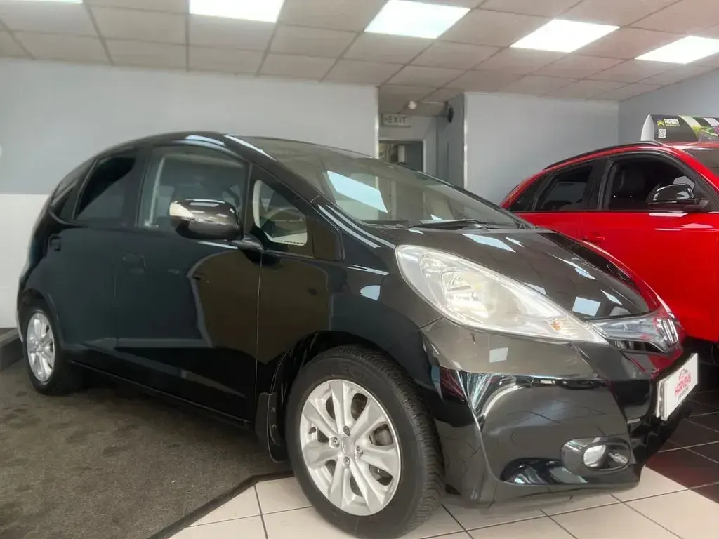 Used Honda Jazz Hybrid 102 HP (75 kW) 2011 Black Hatchback