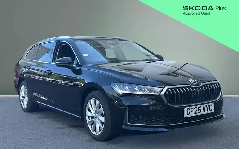 Used Skoda Superb SE Technology 150 HP (110 kW) 2025 Estate