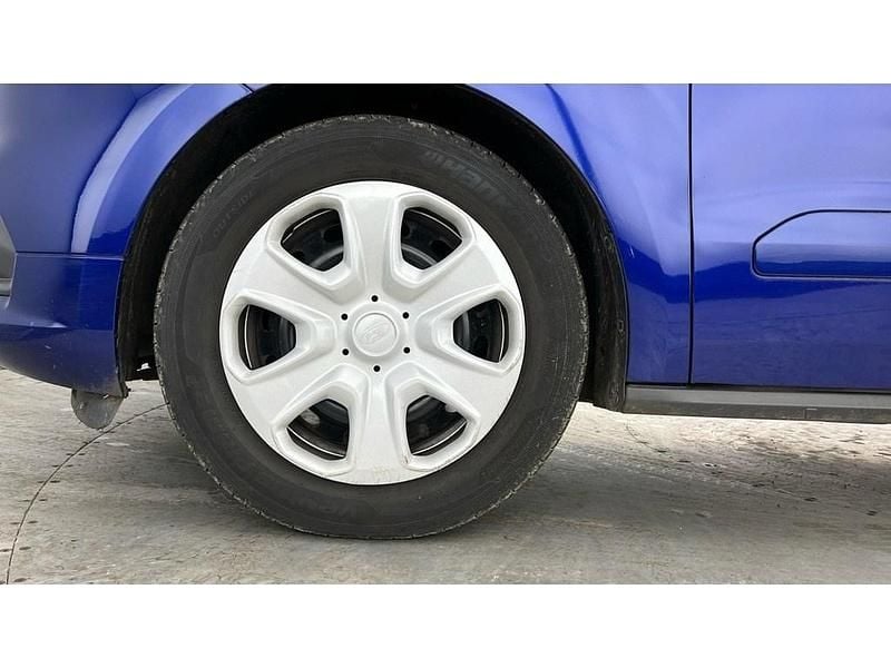 Used Ford Tourneo Courier Zetec 100 HP (73 kW) 2019 Blue MPV
