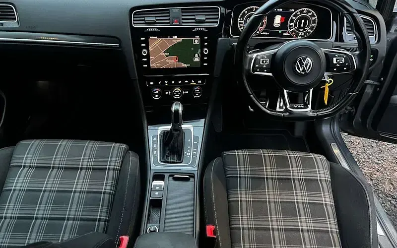 Used VW Golf VII GTD 184 HP (135 kW) 2018 Grey Hatchback
