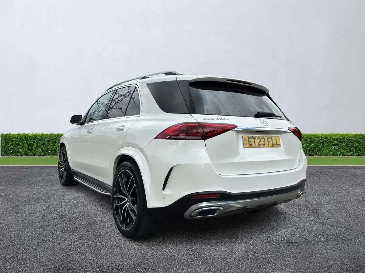 Used Mercedes GLE400 AMG line 2023 White Estate