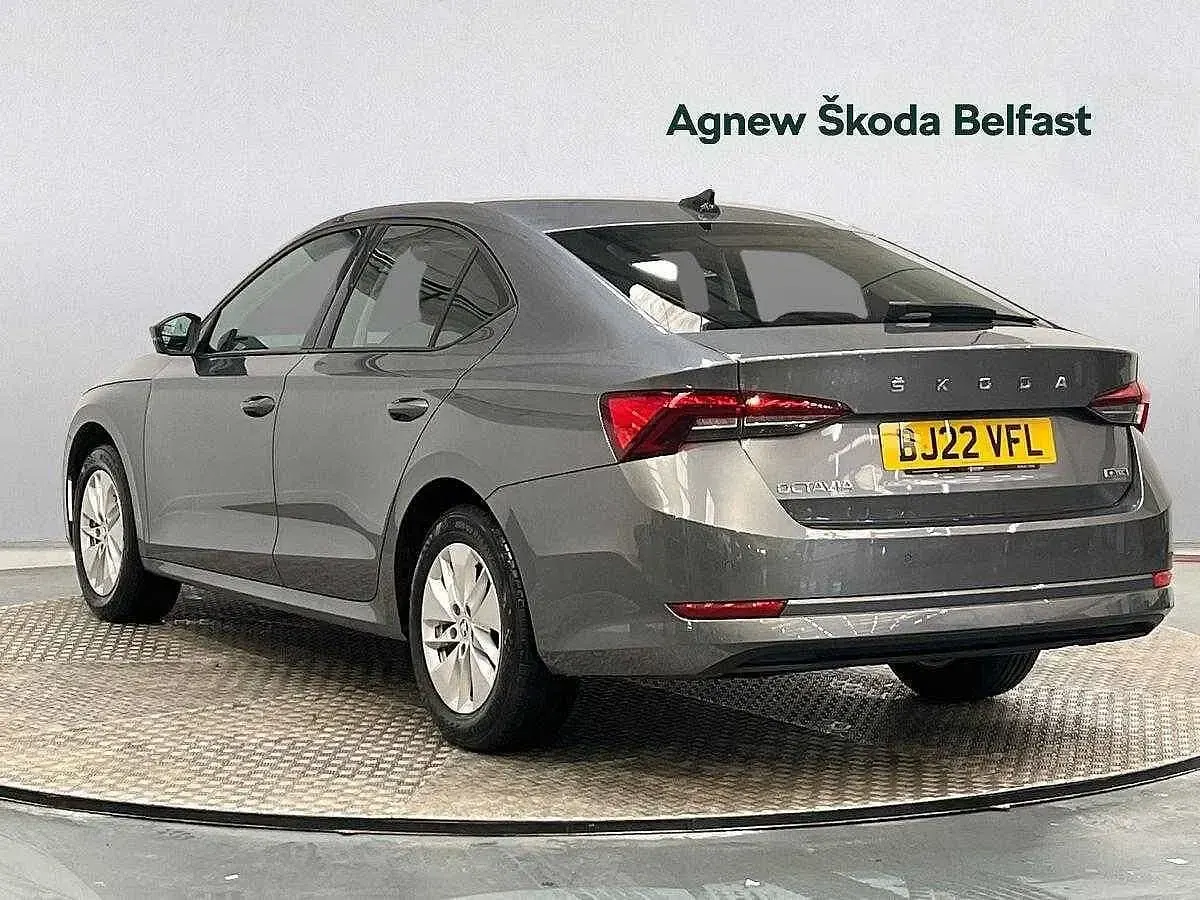 Used Skoda Octavia SE Technology 81 HP (59 kW) 2022 Graphite grey metallic Hatchback