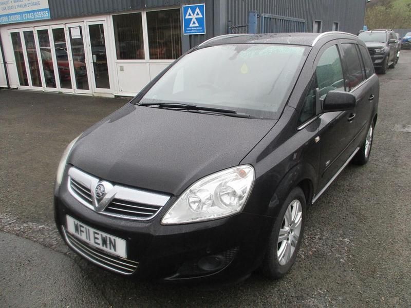 Used Vauxhall Zafira Design Edition 125 HP (91 kW) 2011 Black MPV