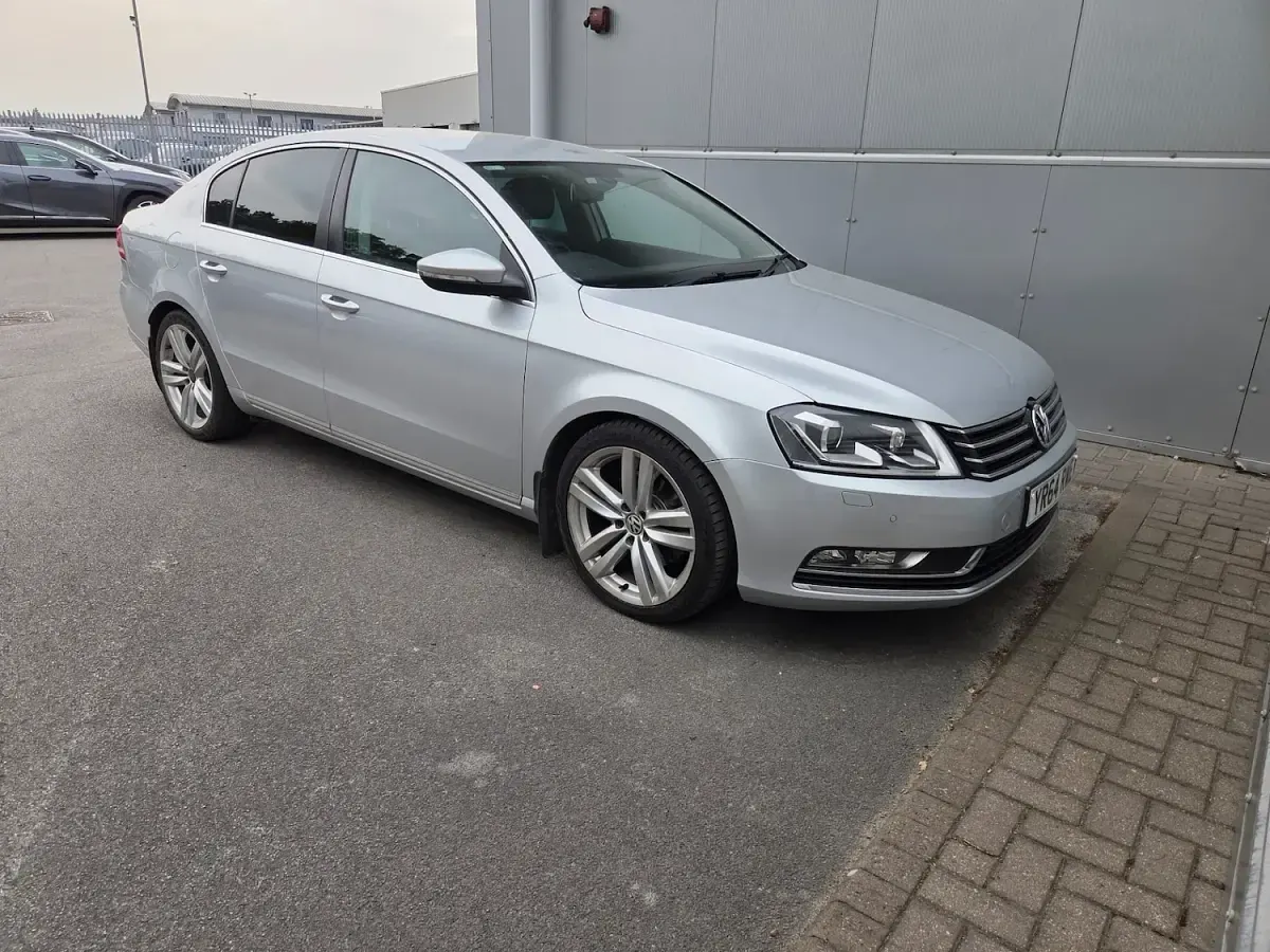 Used VW Passat Executive 2014 Silver Sedan