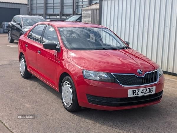 Red Used 2014 Skoda Rapid Hatchback | £3,995 (Fair price) - Image 1/4