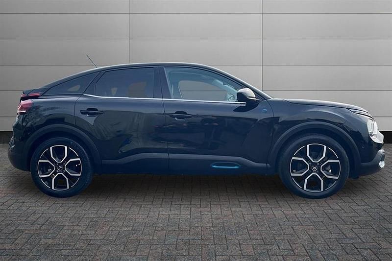 Used Citroën e-C4 Shine 100 kW (136 HP) 2022 Perla nera black Hatchback