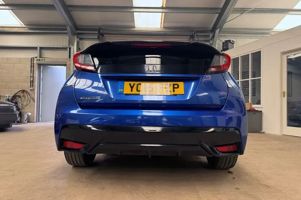 Used Honda Civic SE Plus 142 HP (104 kW) 2015 Blue Hatchback