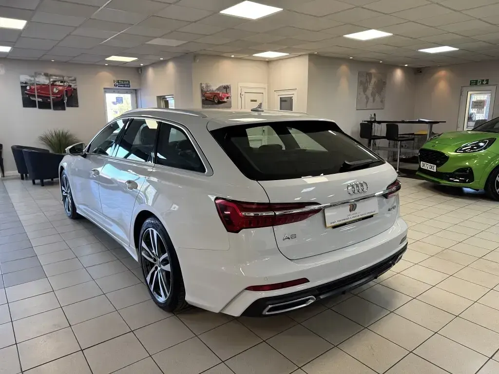 Used Audi A6 S-Line 204 HP (150 kW) 2019 White Estate