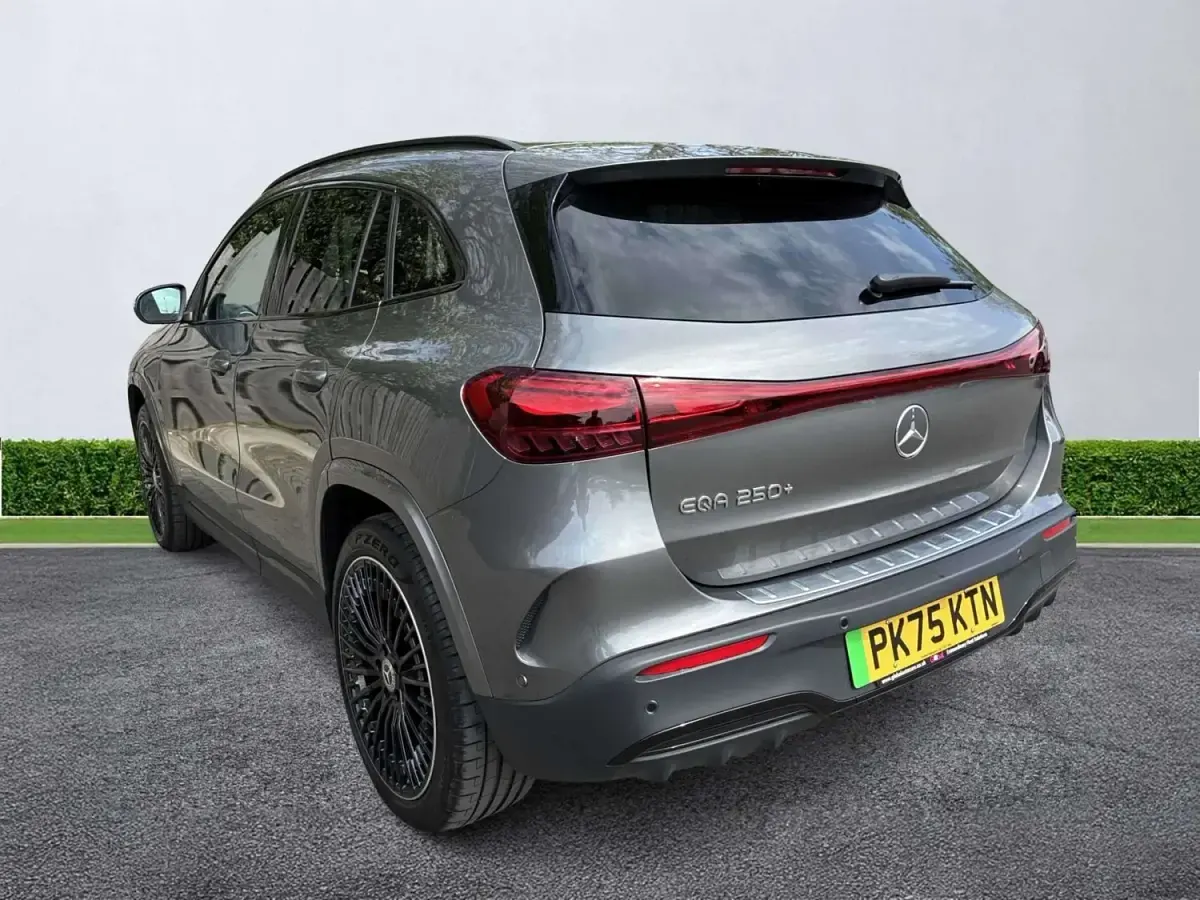 Novo Mercedes EQA250+ Urban 139 kW (190 HP) 2025 Cinzento SUV