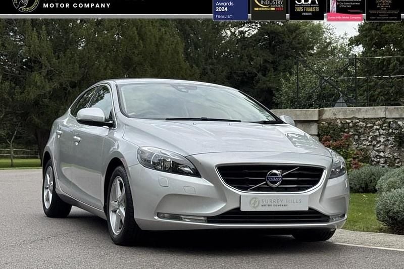 Silver Used 2013 Volvo V40 SE Estate | £9,500 (Fair price) - Image 1/1