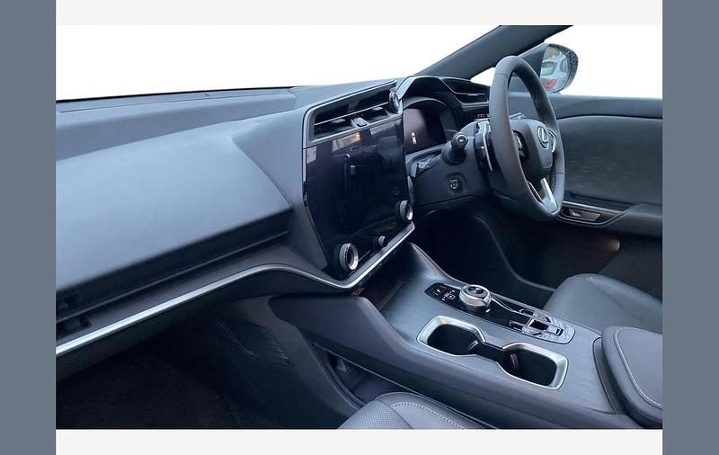 Used Lexus RZ 300e 150 kW (204 HP) 2024 Blue SUV