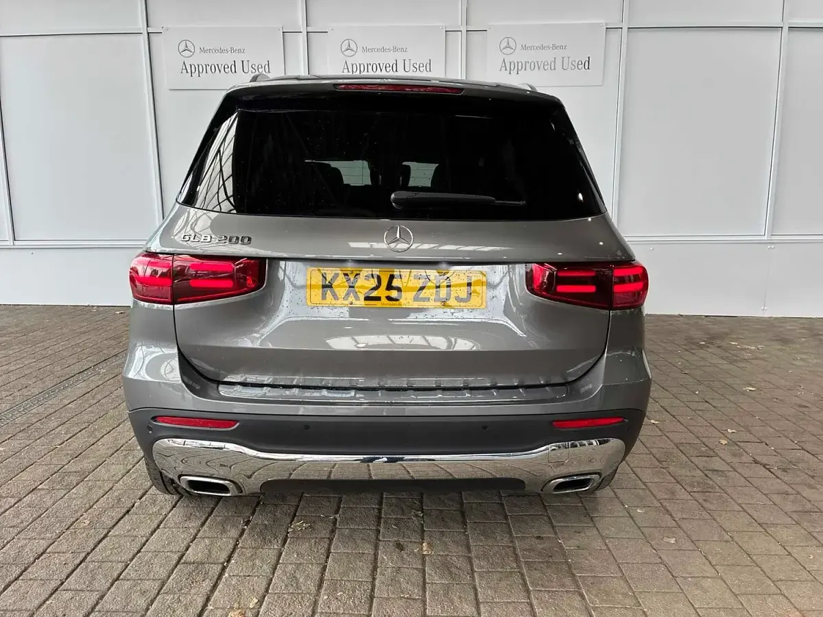 Used Mercedes GLB200 Executive 163 HP (119 kW) 2025 Grey SUV