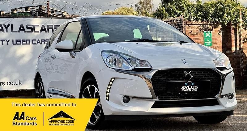 White Used 2017 DS Automobiles DS3 Elegance Hatchback | £5,290 (Fair price) - Image 1/4