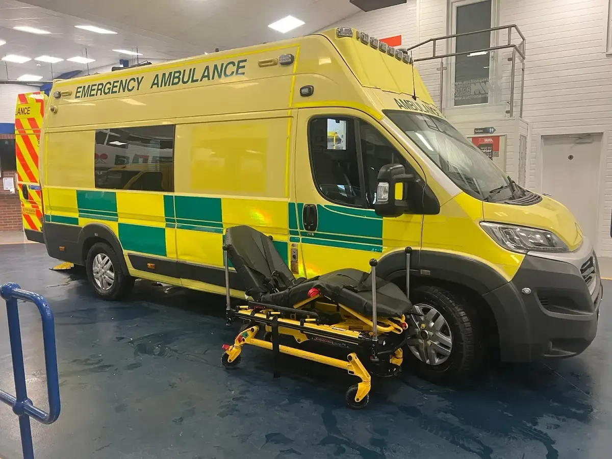 Used Fiat Ducato 176 HP (129 kW) 2018 Yellow Van
