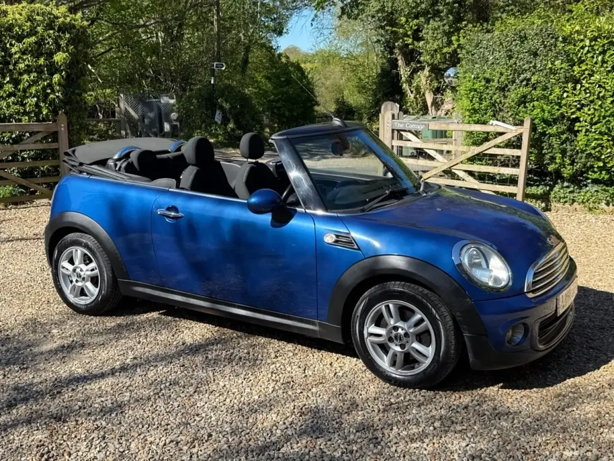 Używany Mini ONE 98 KM (72 kW) 2011 Niebieski Hatchback