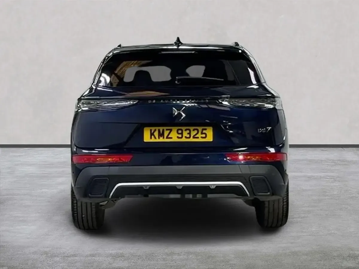 Used DS Automobiles DS7 Crossback 130 HP (95 kW) 2025 Blue SUV