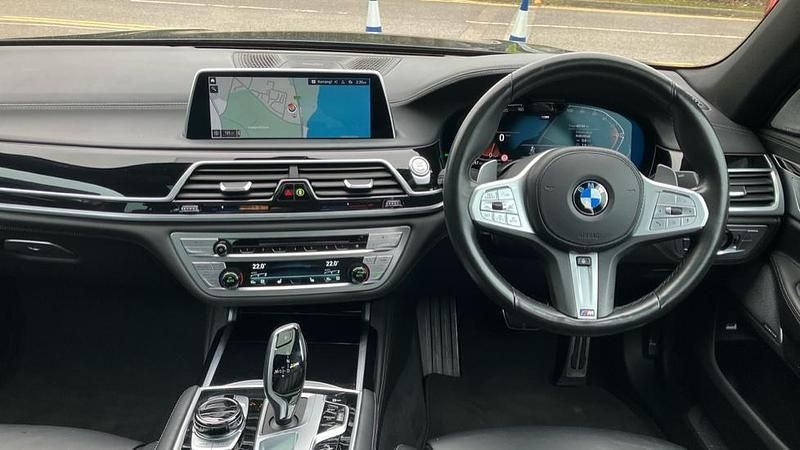 Used BMW 730 M Sport 286 HP (210 kW) 2021 Black Sedan