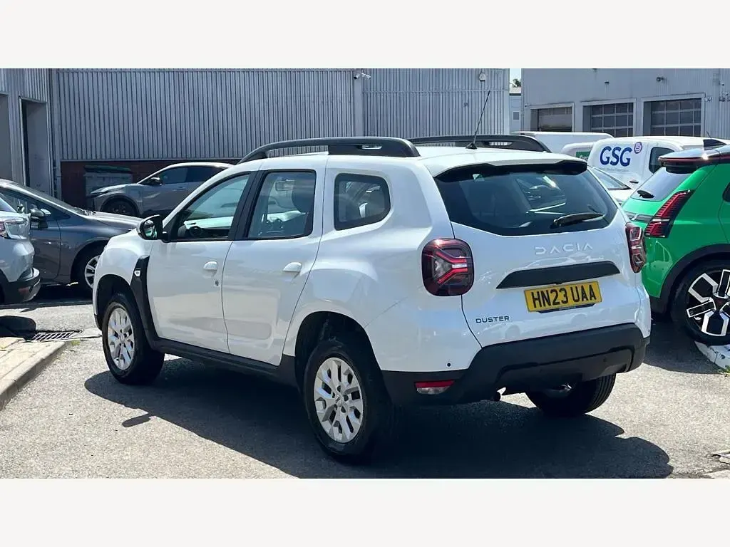 Used Dacia Duster Expression 2023 White SUV