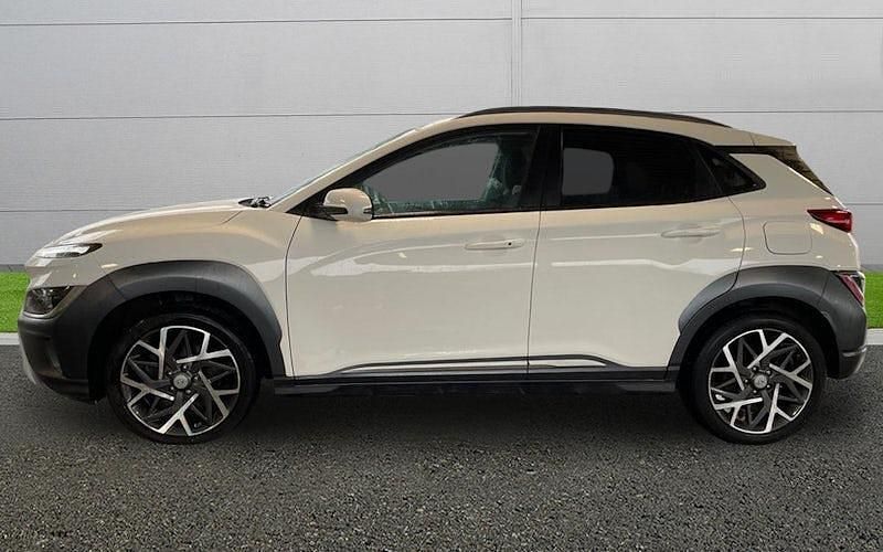 Used Hyundai Kona Premium 141 HP (103 kW) 2021 White SUV