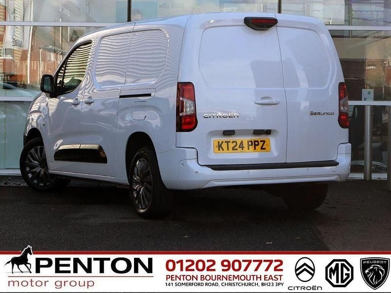 Used Citroën Berlingo 100 HP (73 kW) 2024 White MPV