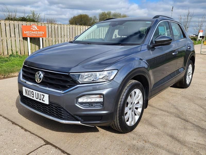 Used VW T-Roc SE 150 HP (110 kW) 2019 Grey SUV
