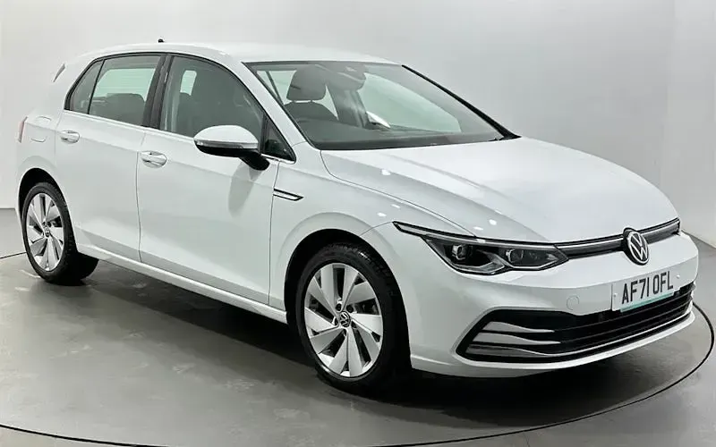Used VW Golf VII Style 131 HP (96 kW) 2021 Hatchback