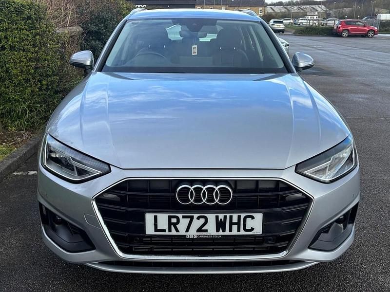 Used Audi A4 Comfort 150 HP (110 kW) 2022 Silver Estate