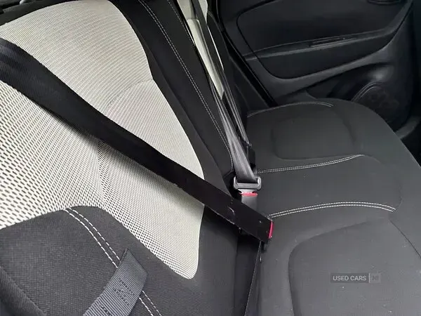 Used Renault Captur Iconic 2019 Silver/black SUV