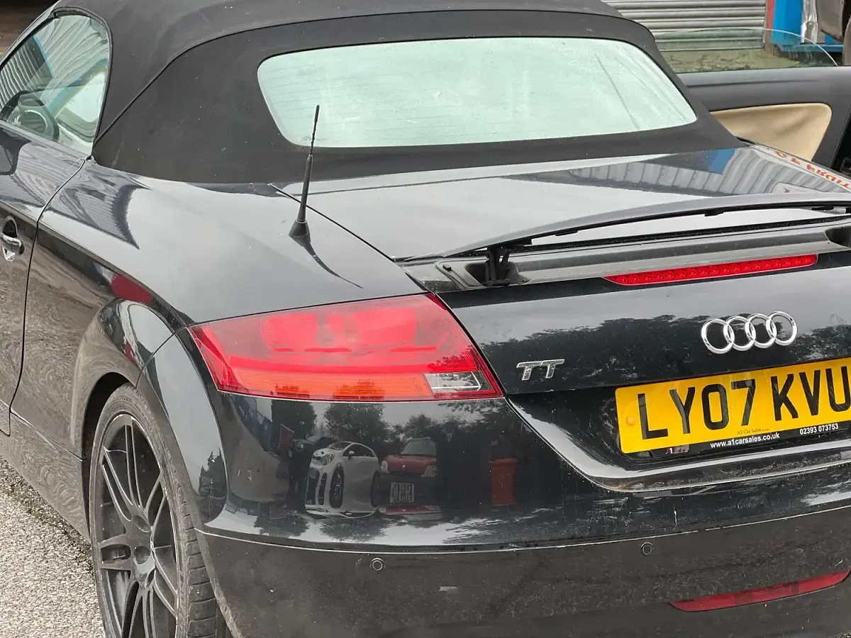 Used Audi TT Roadster Comfort 200 HP (147 kW) 2007 Black Cabriolet