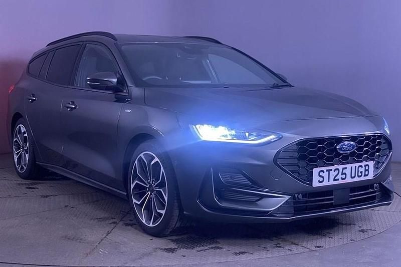 Gun metal New 2025 Ford Focus ST-Line X Estate | £20,999 (Fair price) - Image 1/1
