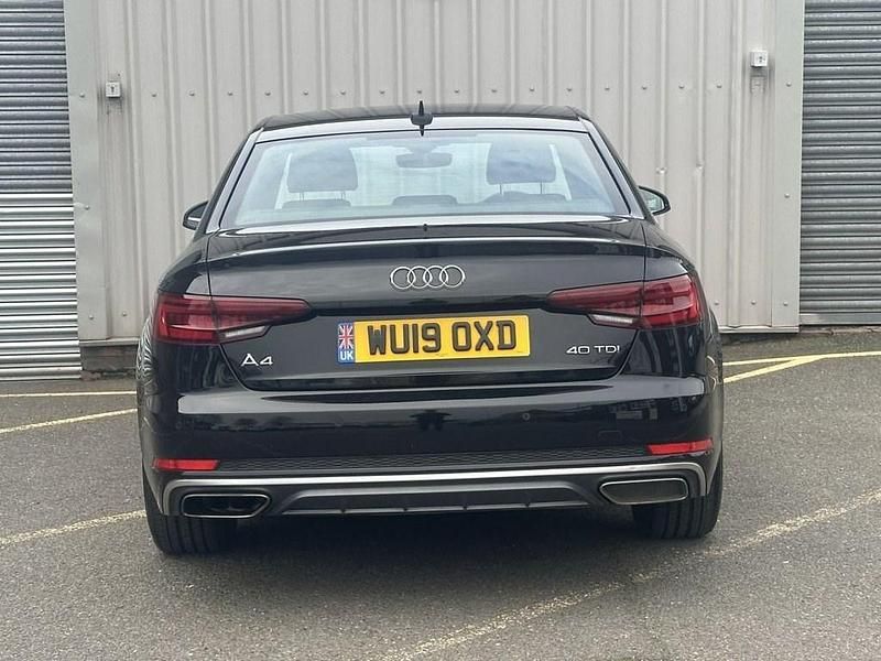 Used Audi A4 S-Line 190 HP (139 kW) 2019 Black Sedan