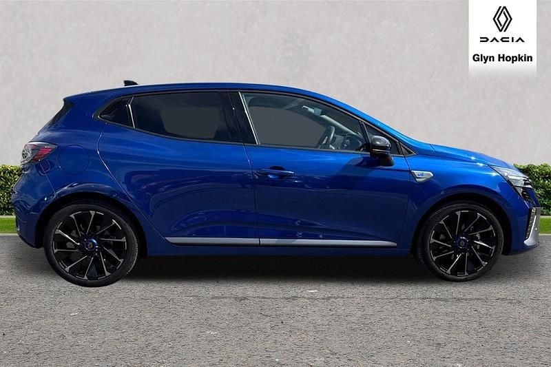 Used Renault Clio V Esprit Alpine 143 HP (105 kW) 2024 Iron blue  Hatchback