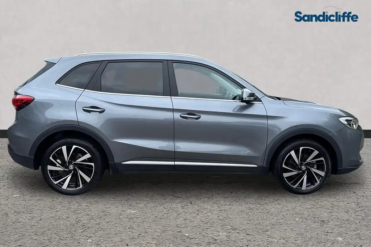 Used MG ZS Trophy 196 HP (144 kW) 2024 Metallic  hampstead grey SUV