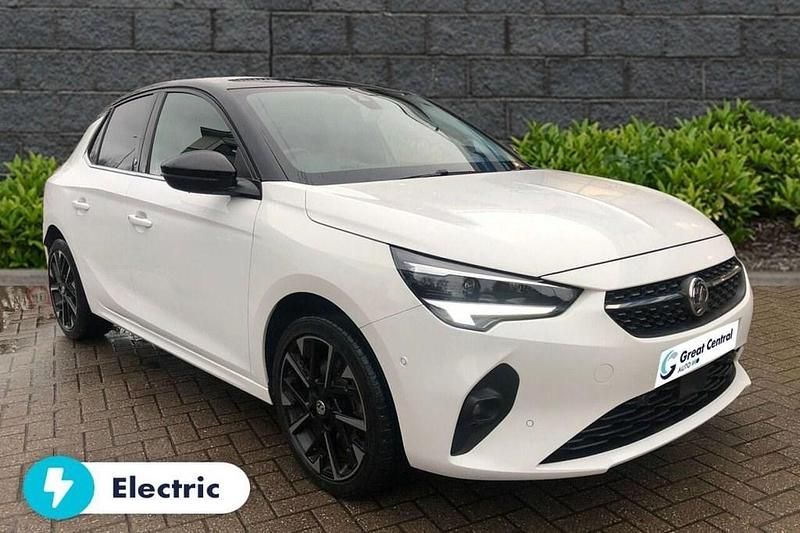 Used Vauxhall Corsa-e Elite 100 kW (136 HP) 2020 White Hatchback