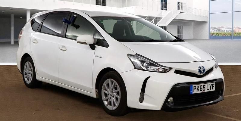 White Used 2015 Toyota Prius+ Plus MPV | £9,980 (Fair price) - Image 1/4