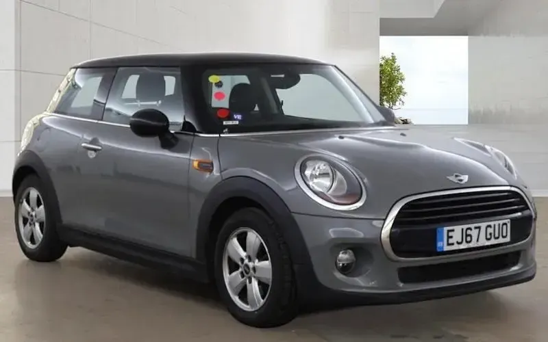 Used Mini Cooper Hatch 136 HP (100 kW) 2017 Hatchback
