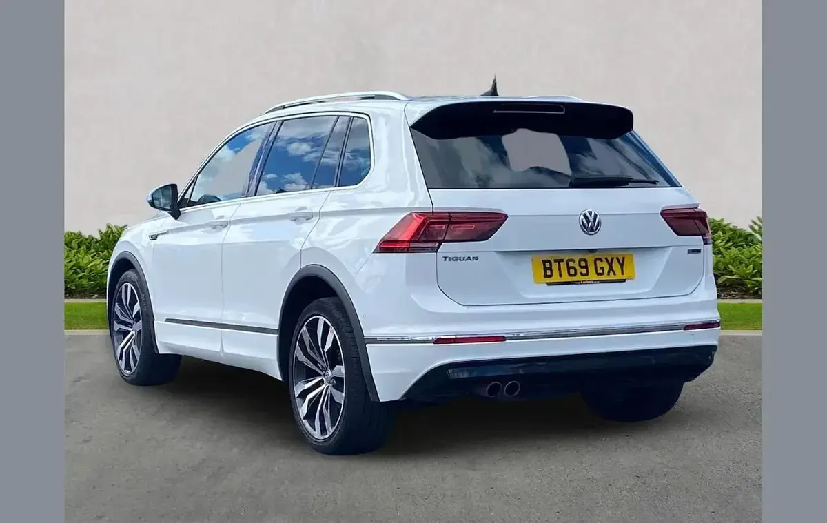 Used VW Tiguan R-line 150 HP (110 kW) 2019 White SUV
