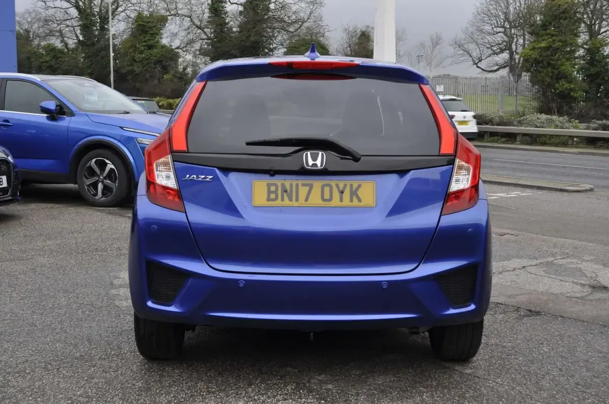 Used Honda Jazz EX 102 HP (75 kW) 2017 Blue Hatchback