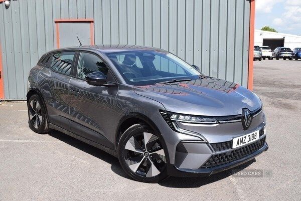 Grey Used 2023 Renault Mégane Equilibre Hatchback | £18,895 (Good price) - Image 1/4