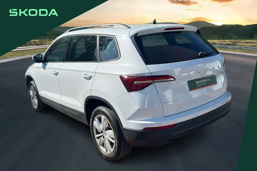 Used Skoda Karoq SE Drive 108 HP (79 kW) 2023 White SUV