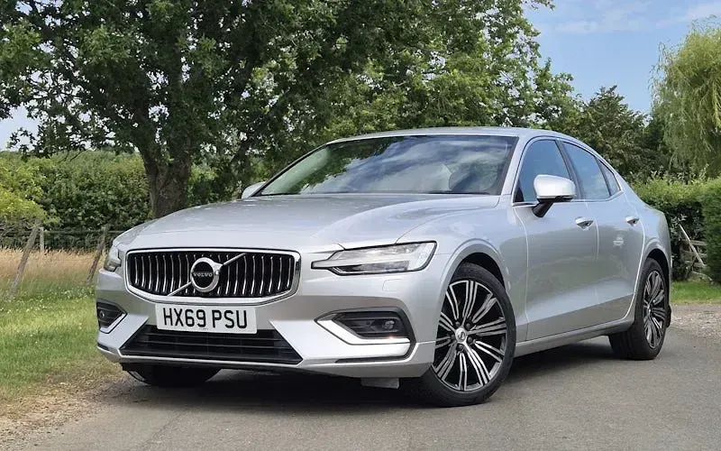 Used Volvo S60 Inscription 250 HP (183 kW) 2019 Sedan