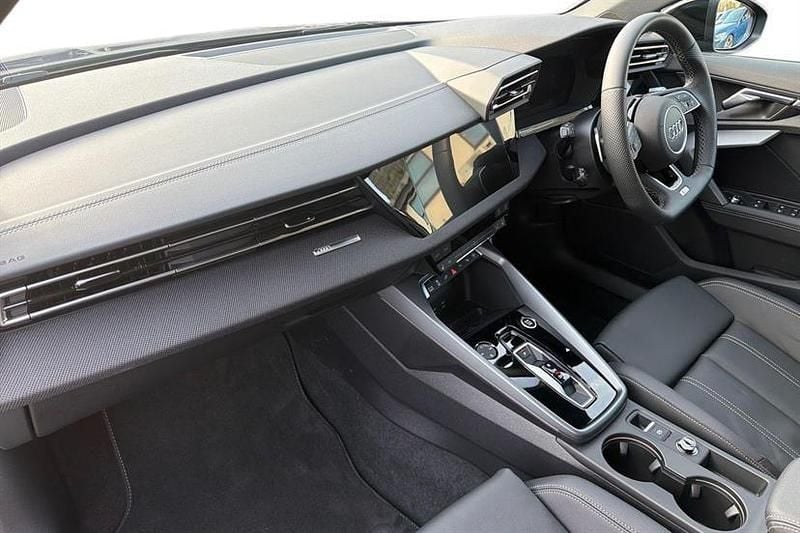 New Audi A3 e-tron Black Edition 204 HP (150 kW) 2025 Navarra blue Hatchback