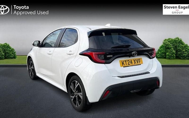 Used Toyota Yaris Hybrid Design 116 HP (85 kW) 2026 Hatchback