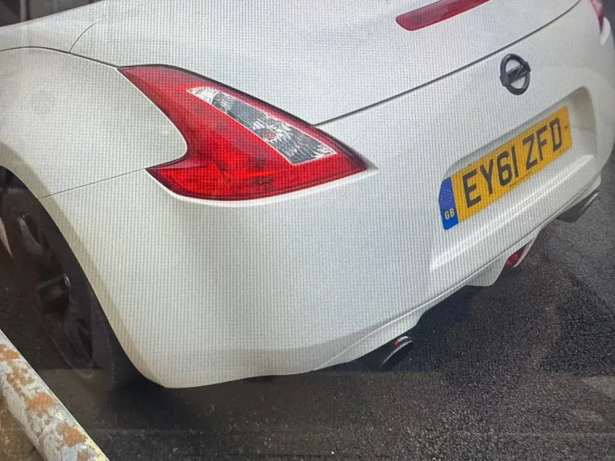 Used Nissan 370Z GT 2011 White Cabriolet