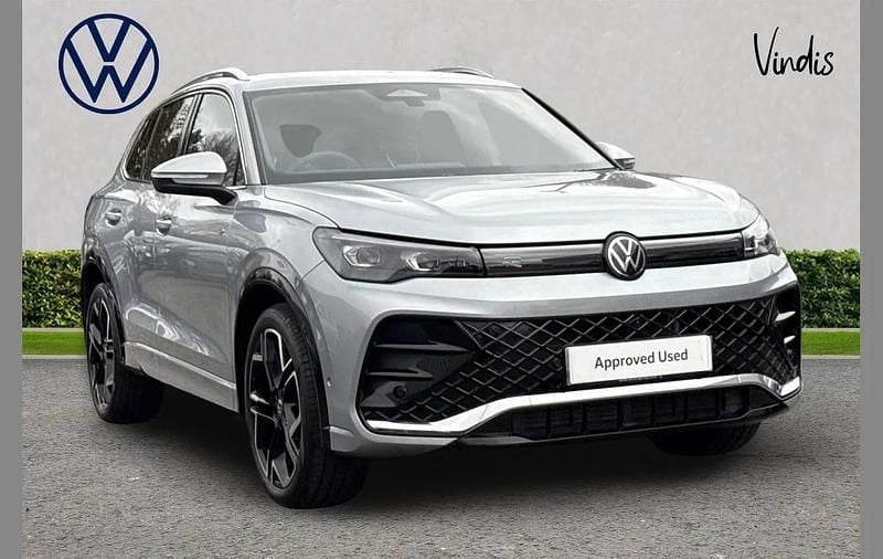 Used VW Tiguan R-line 148 HP (108 kW) 2025 Silver SUV