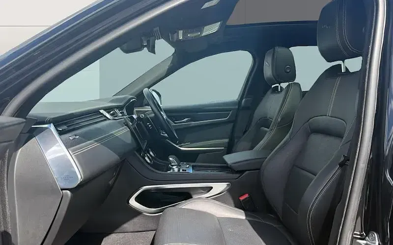 Used Jaguar F-Pace R-Dynamic 250 HP (183 kW) 2022 Black SUV