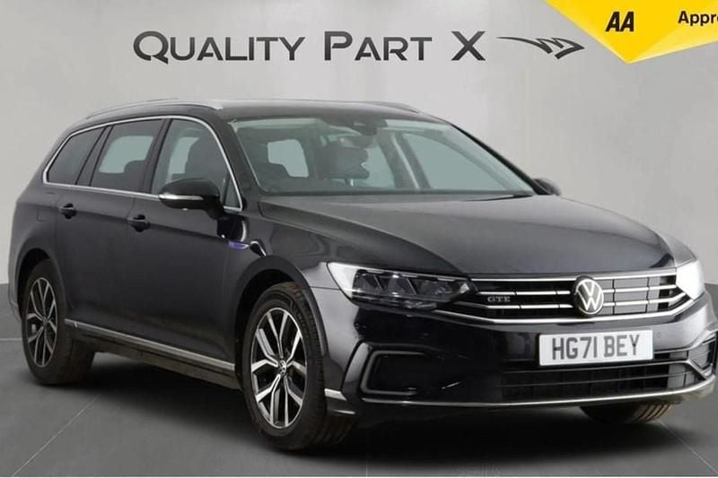 Used VW Passat GTE 218 HP (160 kW) 2021 Black Estate